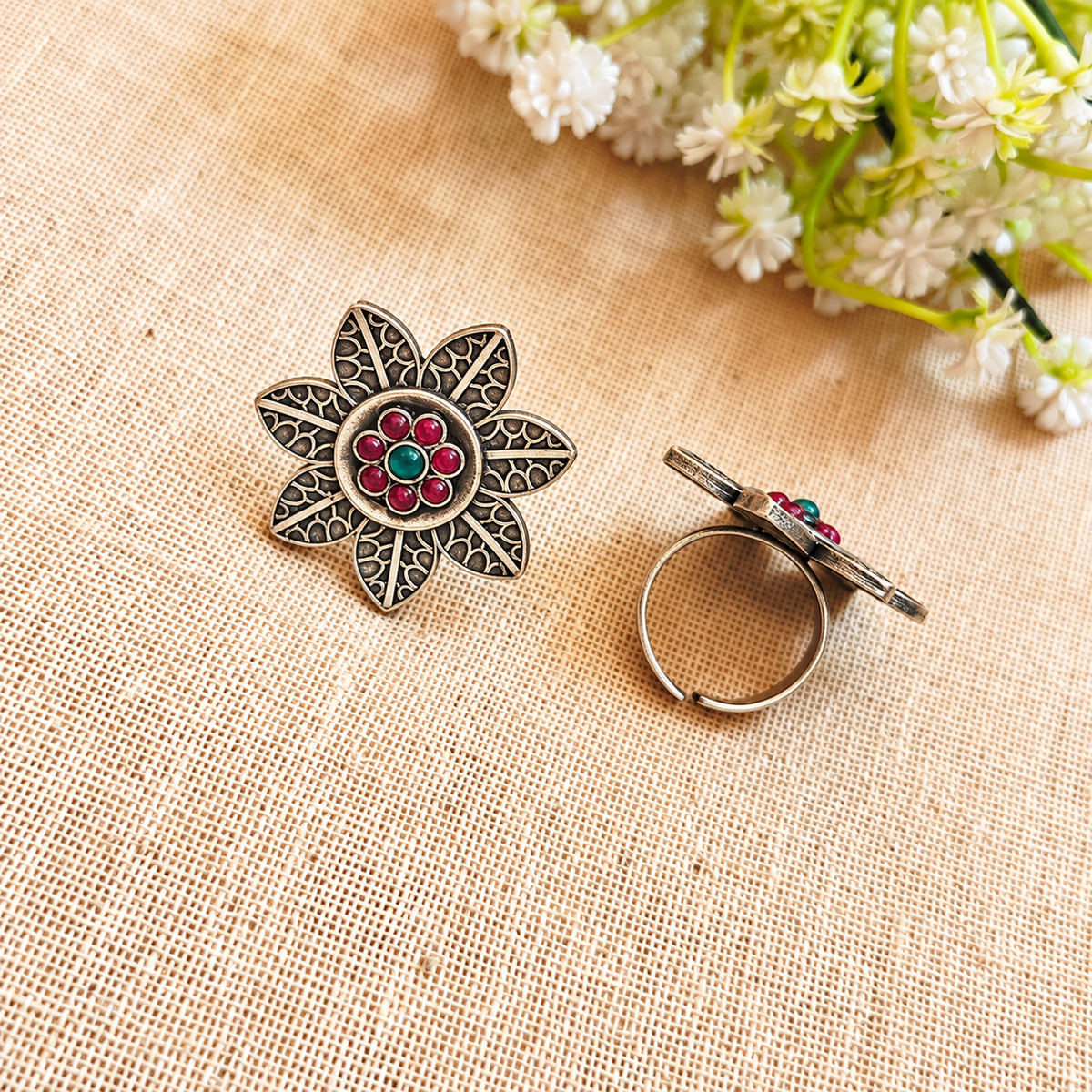 Flower Silver Look Alike Oxidized Ring