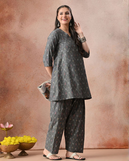 Avira Ikat Farshi Co-ord Set