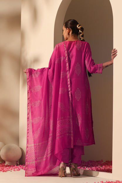 Murraya Viva Magenta Embroidered Chanderi Kurta Set of 3