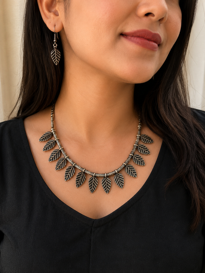 Antique Leaf Necklace & Earrings Set