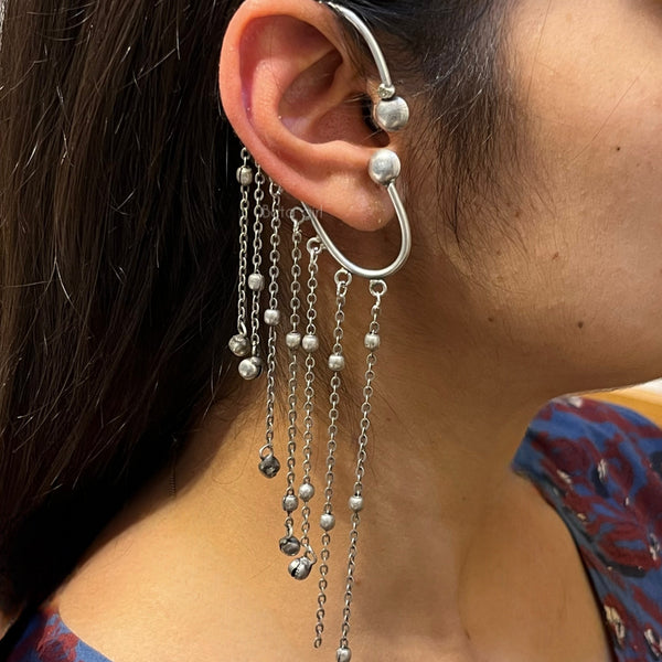 Rophy Oxidized Earcuff With Drop Chain