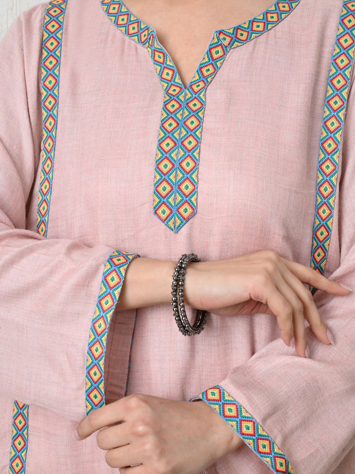 Rumi Lace Detail Kurta