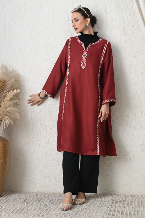 Gul Lace Detail Kurta