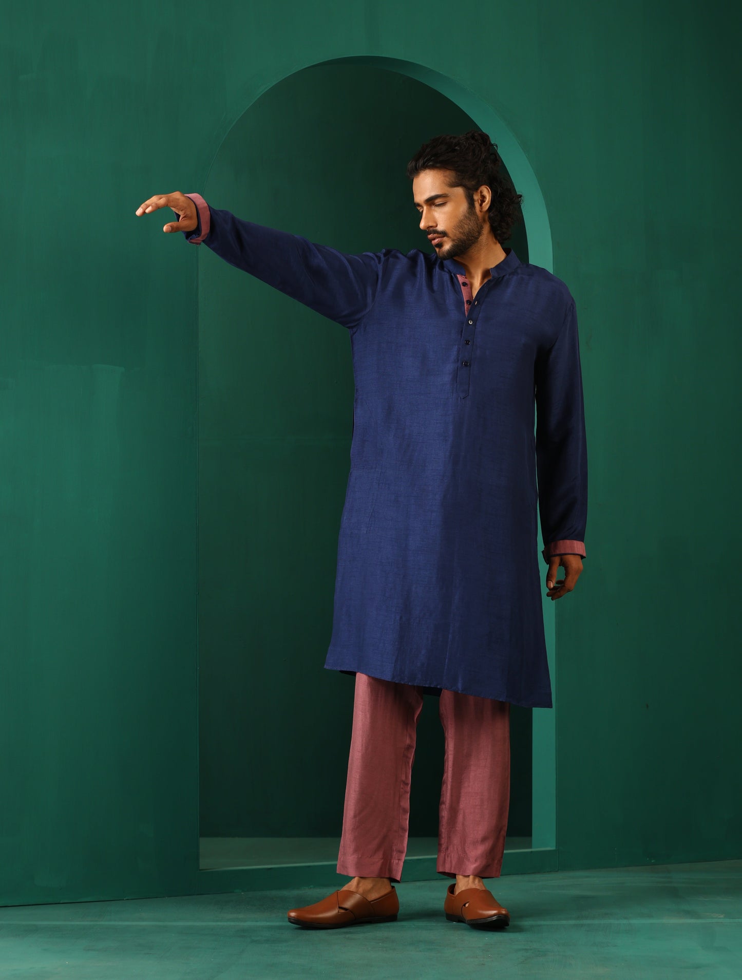 trueBrowns Men's Blue Silk Long Kurta