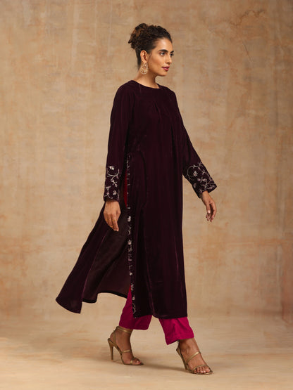 trueBrowns Wine Velvet Embroidered Kurta