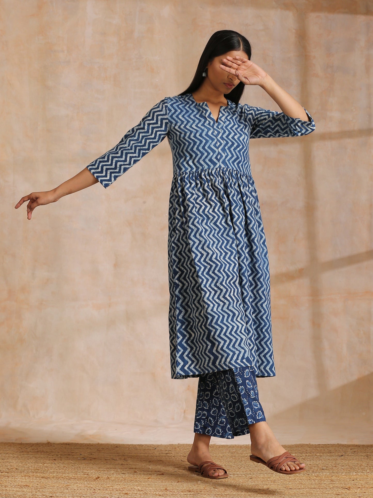 Indigo Dabu Zig-Zag Lines Print Cotton Flared Kurta Pant Set