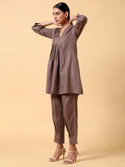 Cotton Linen Burnt Brown Pleated Co-Ord Set - trueBrowns