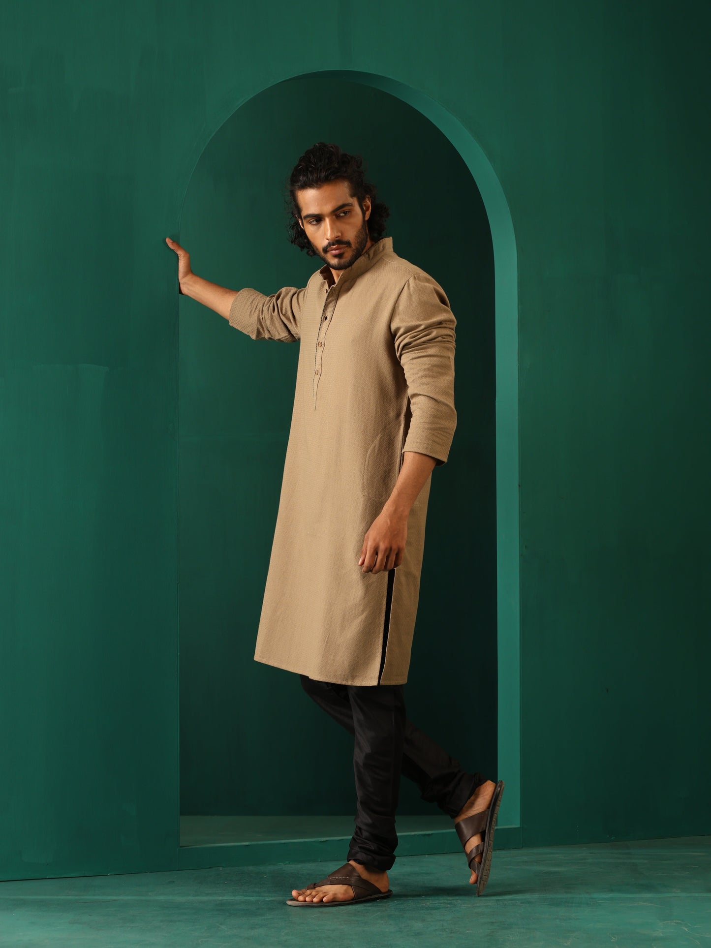 trueBrowns Men's  Beige Dobby Textured Kurta