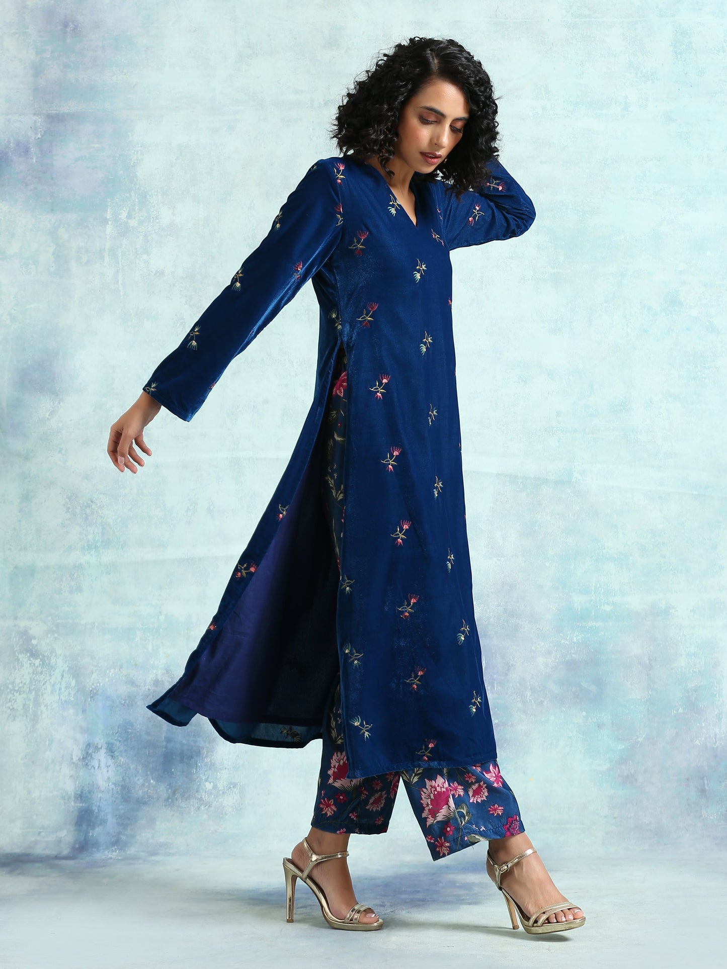 Blue Embroidered Velvet High Slit Kurta