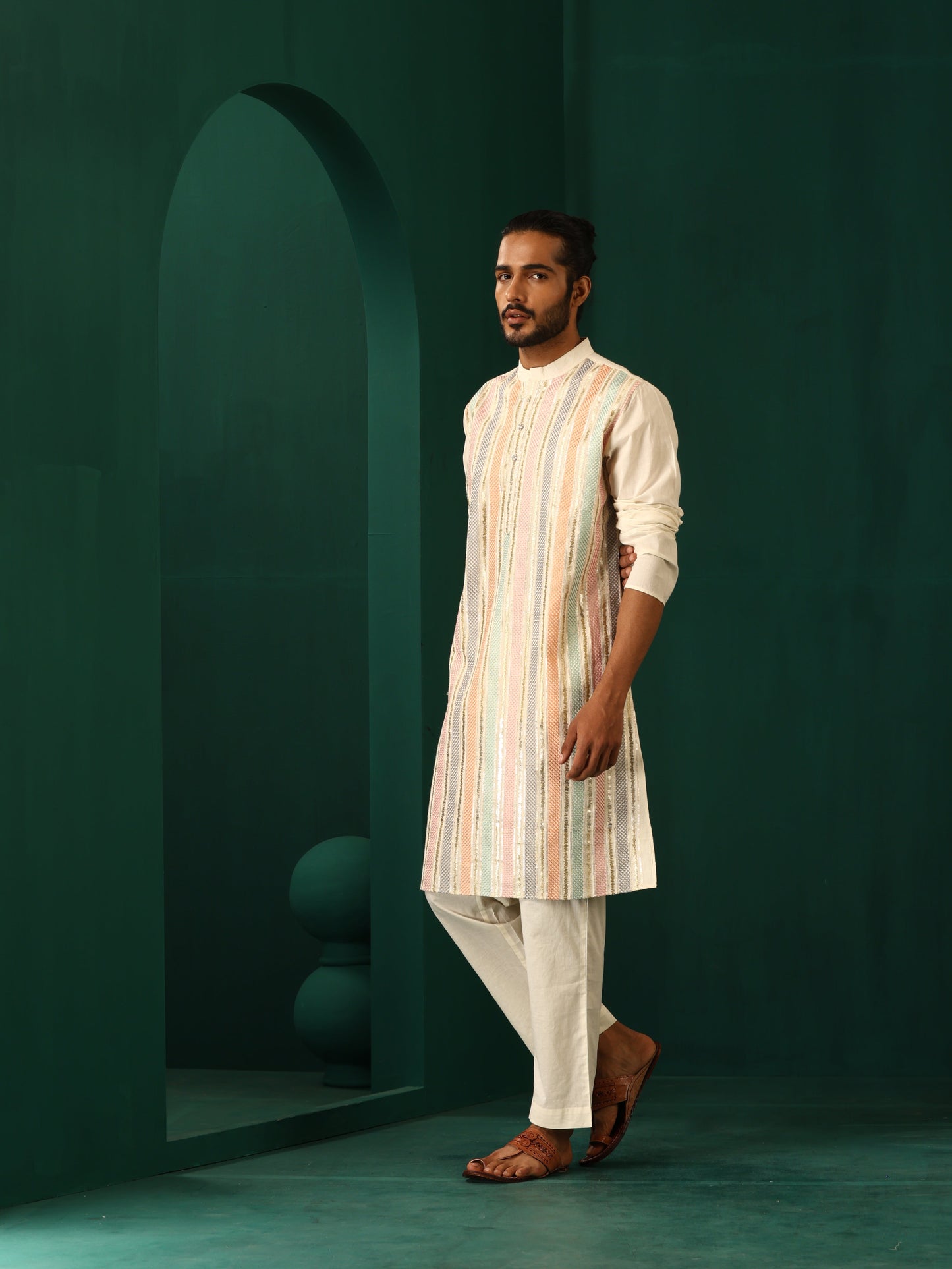 trueBrowns Men's Ivory Multi Colour Striped Cotton Kurta