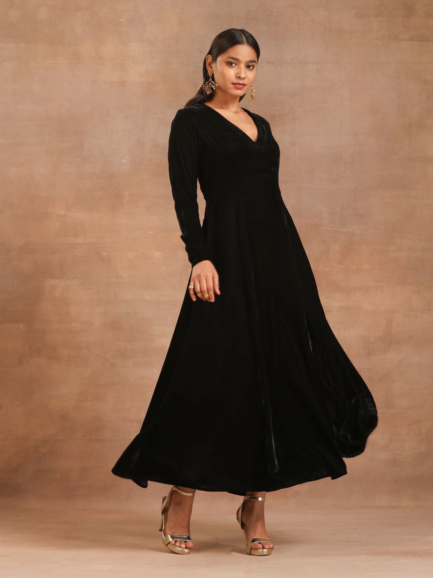 trueBrowns Black Velvet Dress