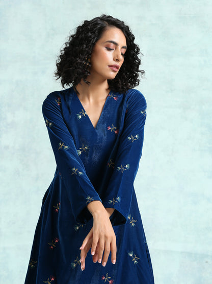 Blue Embroidered Velvet High Slit Kurta