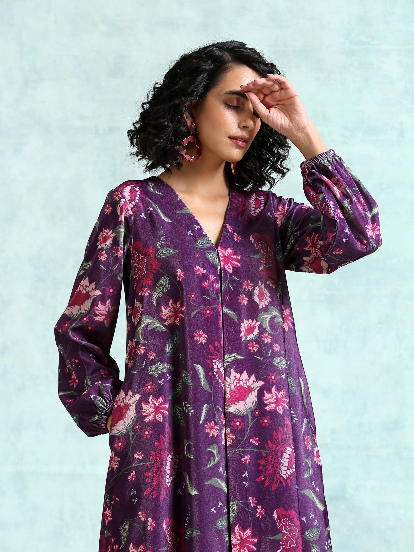 Wine Printed Velvet Neck Pleat Kurta