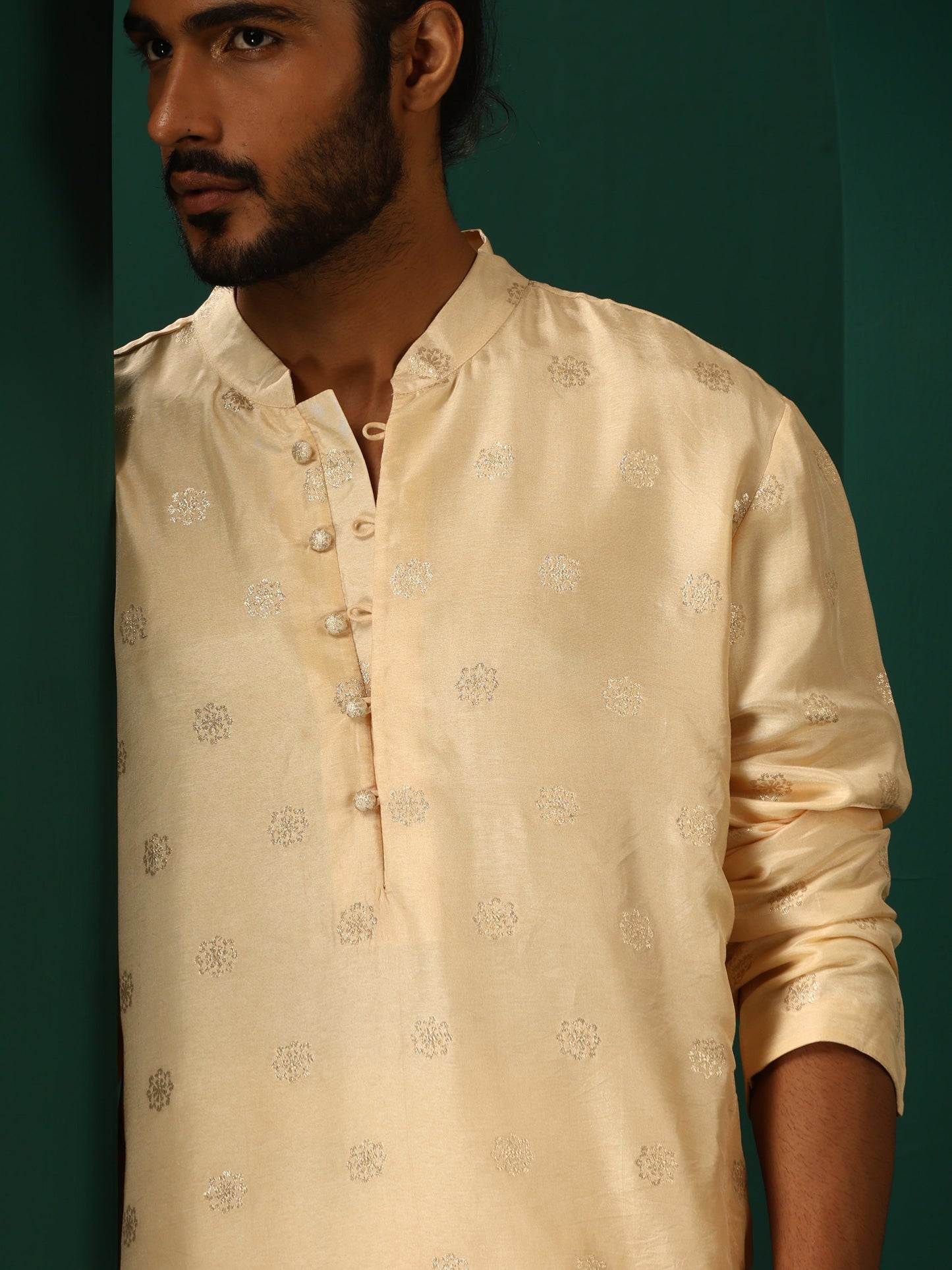 trueBrowns Men's Ivory Geometric Floral Viscose Silk Long Kurta