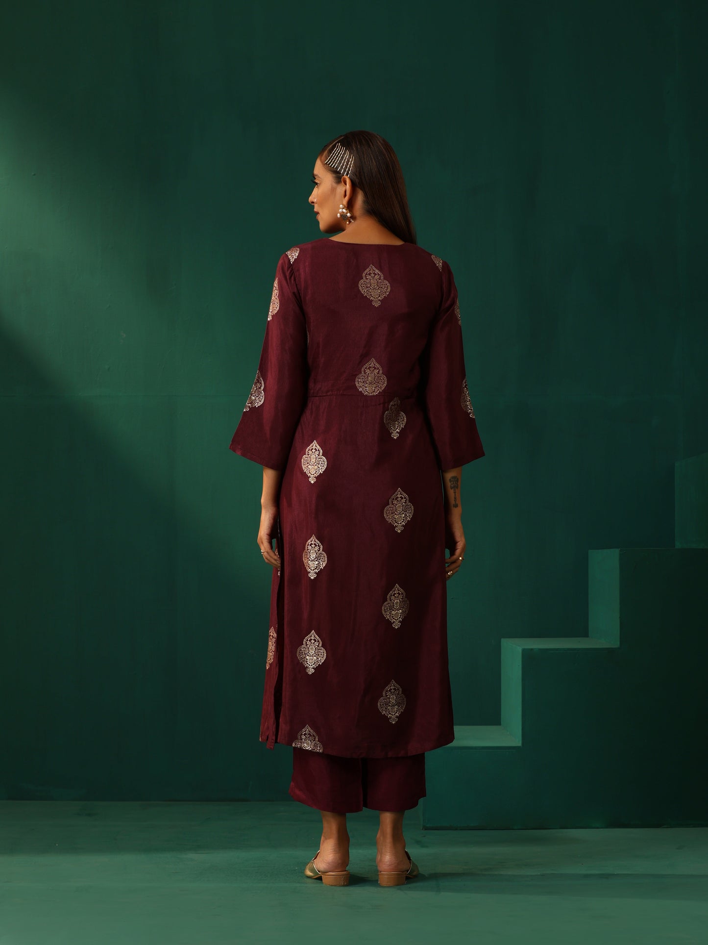 trueBrowns Wine Geometric Viscose Silk High Slit Kurta Pant Set