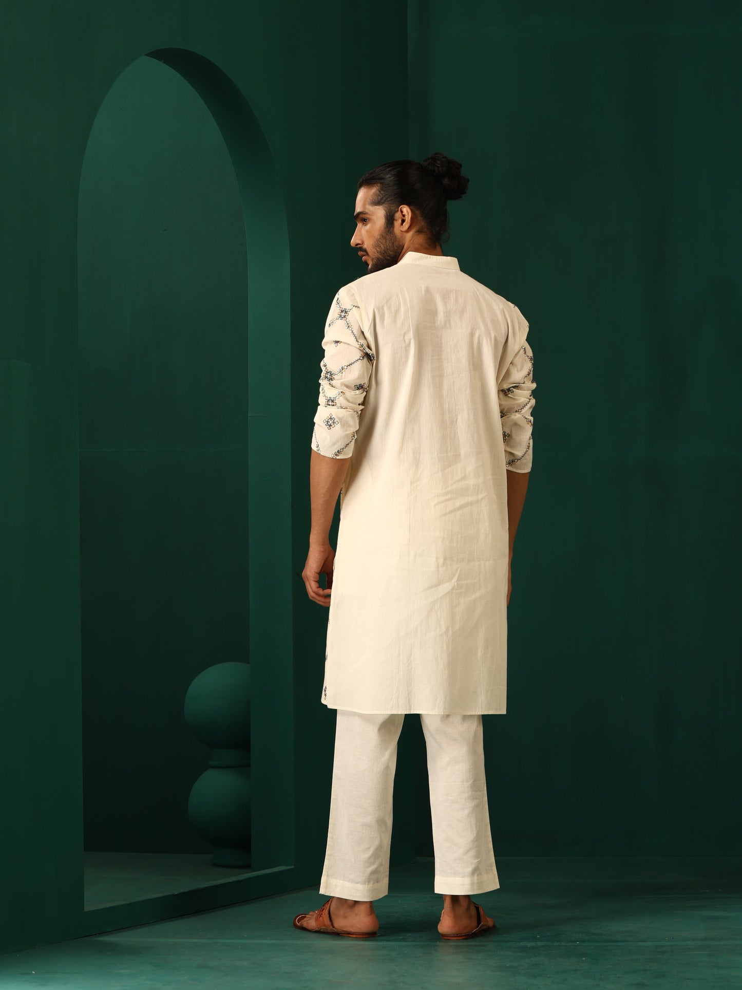 trueBrowns Men's Ivory Rhombus Cotton Kurta