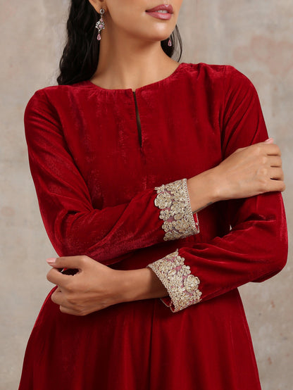 Red Velvet Flared Lace Kurta - trueBrowns