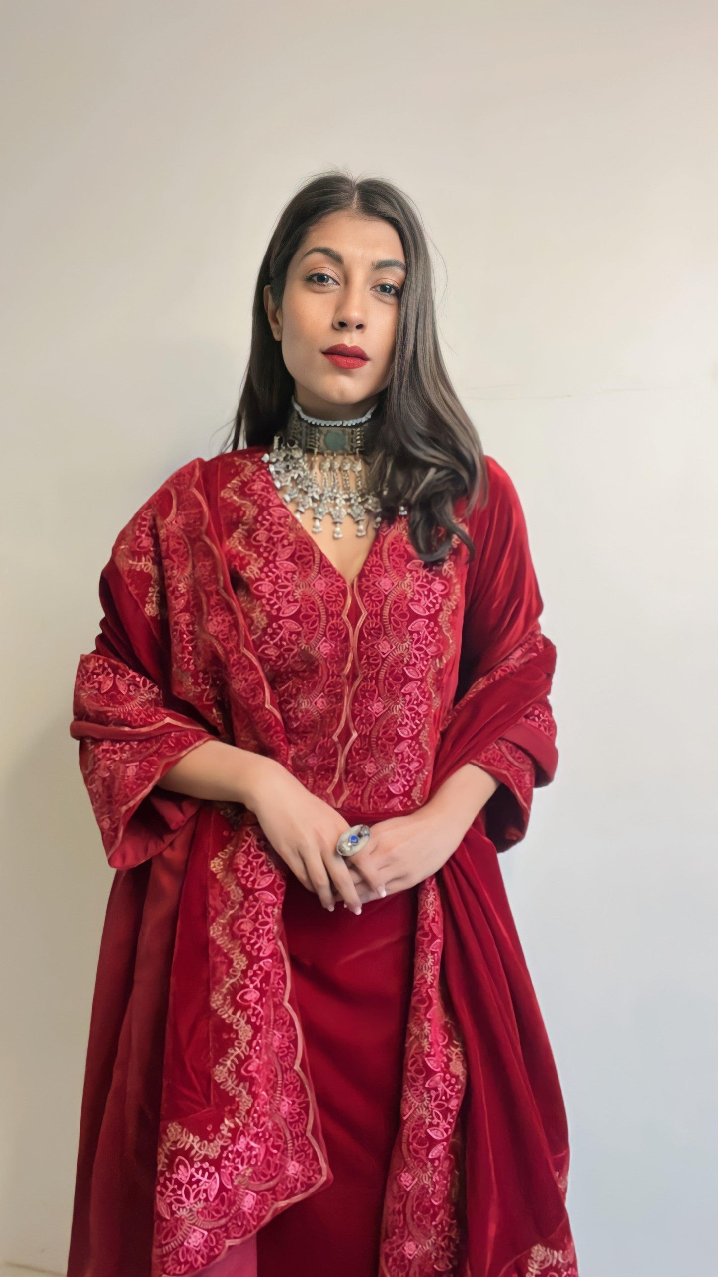 Red Velvet Embroidered Slit Kurta - trueBrowns